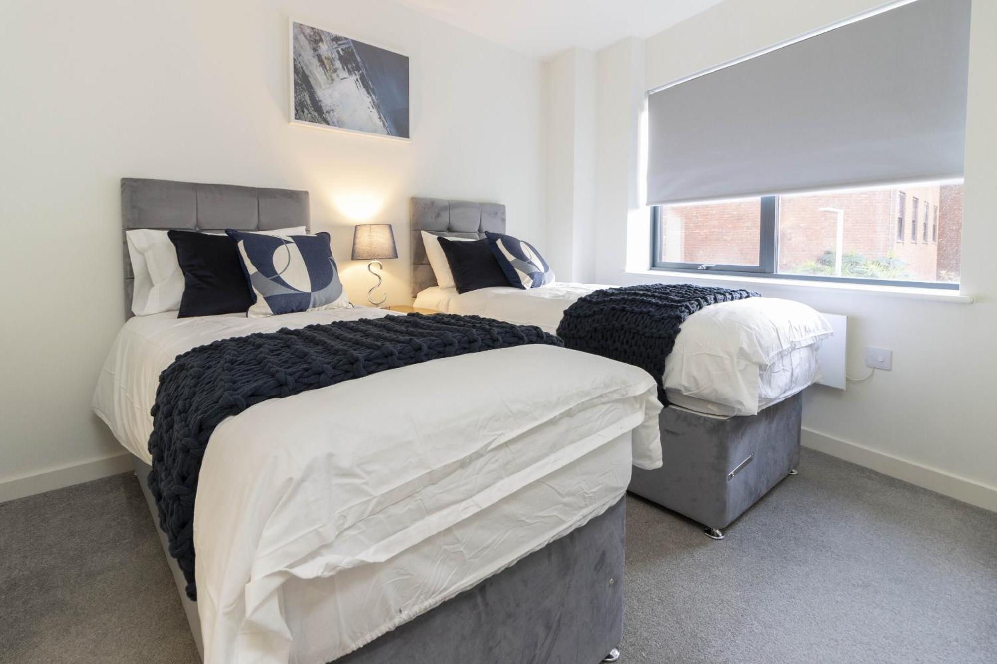 Linacre 11 - Modern 2 Bed Behind The Cathedral With Free Parking And Fast Wifi Apartment เอ็กซิเตอร์ ภายนอก รูปภาพ